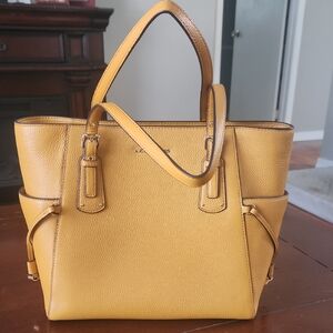 Michael Kors Amber Tote Bag